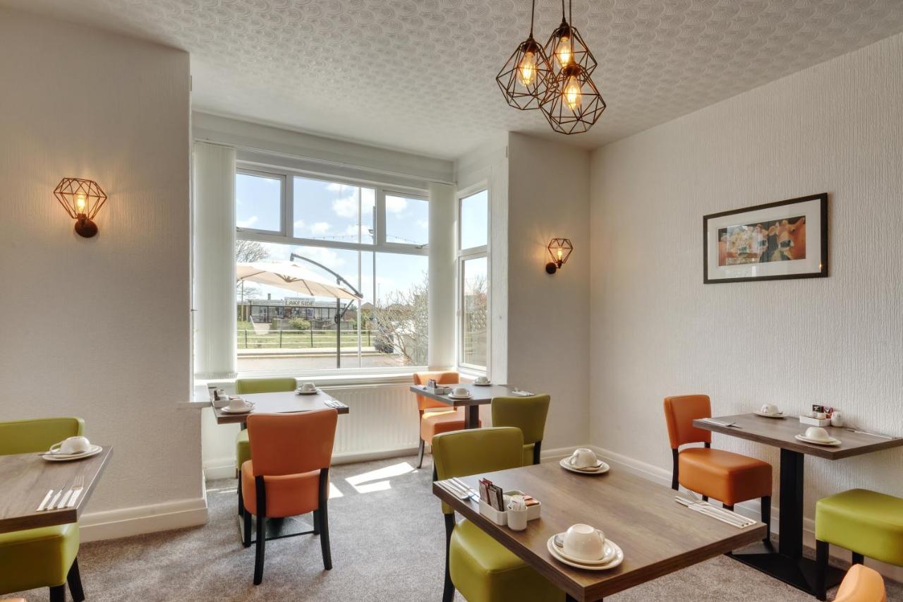 Palm Court Hotel Skegness Bagian luar foto