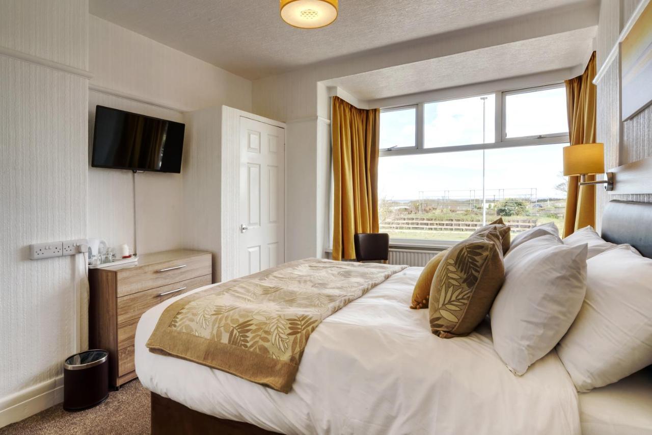 Palm Court Hotel Skegness Bagian luar foto