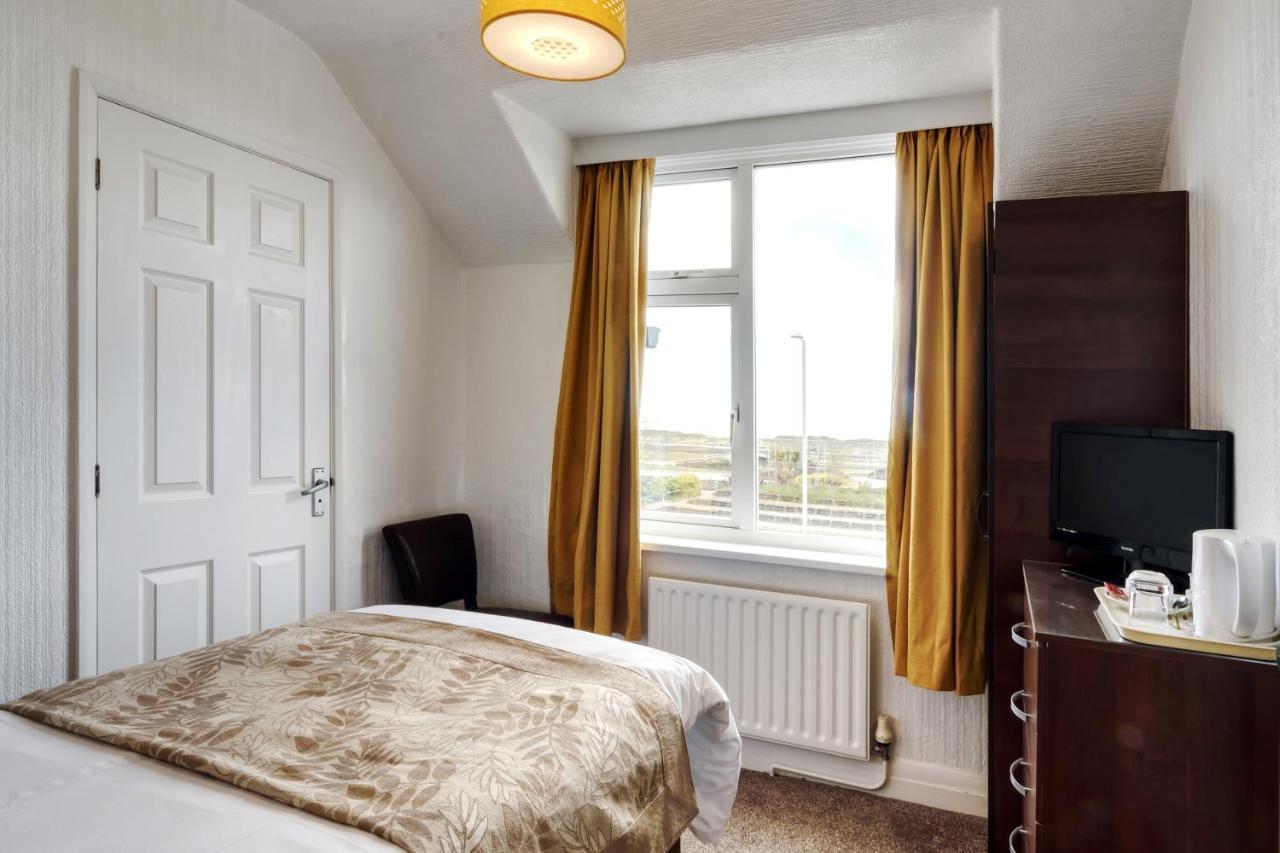 Palm Court Hotel Skegness Bagian luar foto